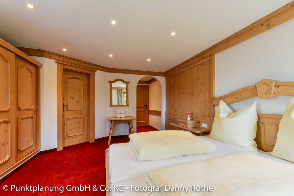 Alter Wirt Hotel Hechendorf am Pilsensee ภายนอก รูปภาพ