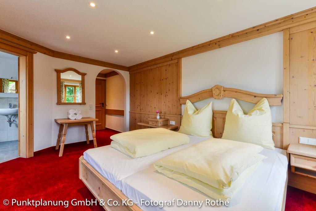 Alter Wirt Hotel Hechendorf am Pilsensee ภายนอก รูปภาพ